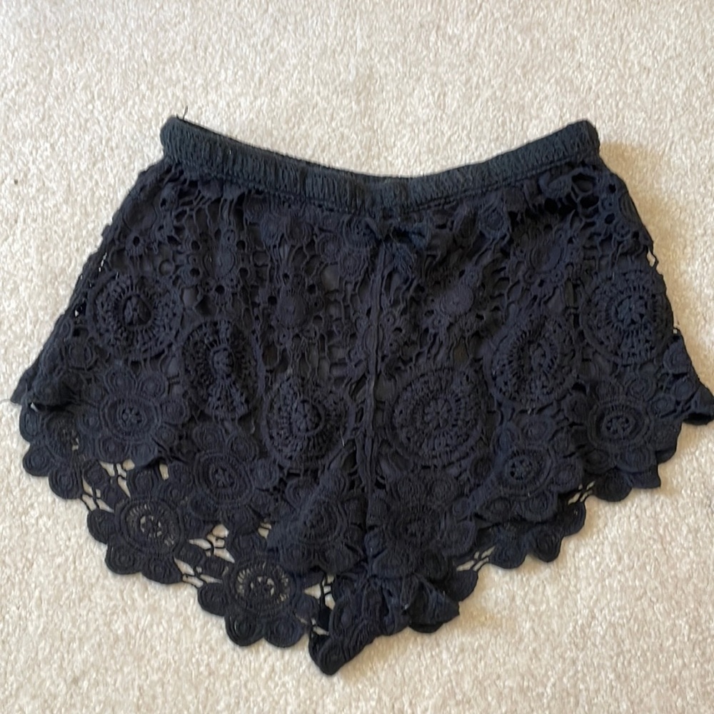 2/$12❗️Love tree | lace shorts